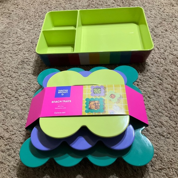 2PC-Bundle: Tabitha Brown Snack Trays 1-1PC Snack Tray And 1-3PC Snack Tray Set - Picture 2 of 14